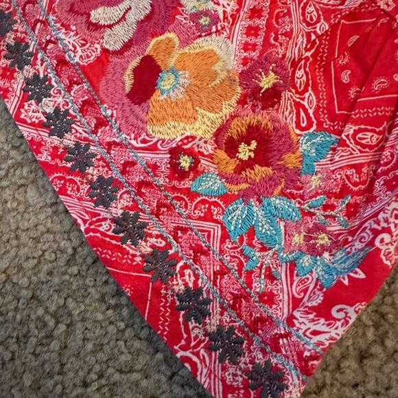 SAVANNA JANE BOHO EMBROIDERED TOP BELL SLEEVES RAYON V NECK SMALL ALL SEASONS - Picture 4 of 14